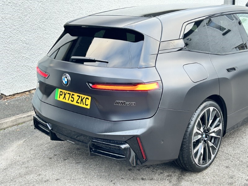 2025 (75) BMW iX 485kW M70 xDrive 112kWh 5dr Auto [Tech/Skylounge] 5420205