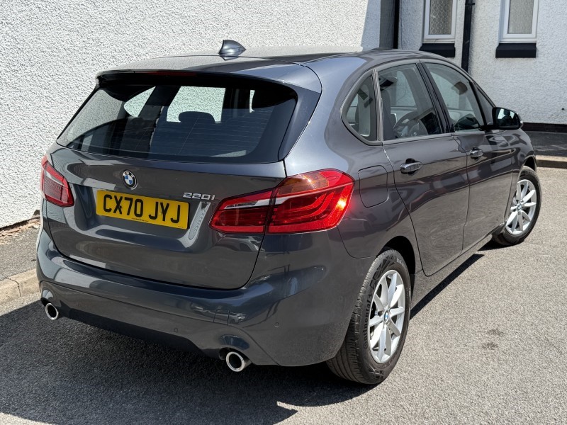 2020 (70) BMW 2 SERIES 220i SE 5dr DCT 5447452