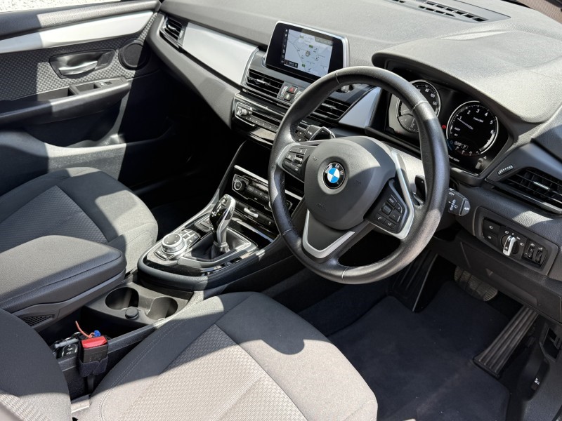 2020 (70) BMW 2 SERIES 220i SE 5dr DCT 5447455