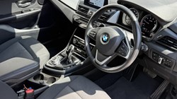 2020 (70) BMW 2 SERIES 220i SE 5dr DCT 5447455