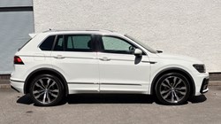 2017 (17) VOLKSWAGEN TIGUAN 2.0 TDi 150 4Motion R-Line 5dr 5485356