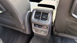 2017 (17) VOLKSWAGEN TIGUAN 2.0 TDi 150 4Motion R-Line 5dr 5485367