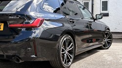 2024 (24) BMW 3 SERIES 320d MHT M Sport 5dr Step Auto 5485117