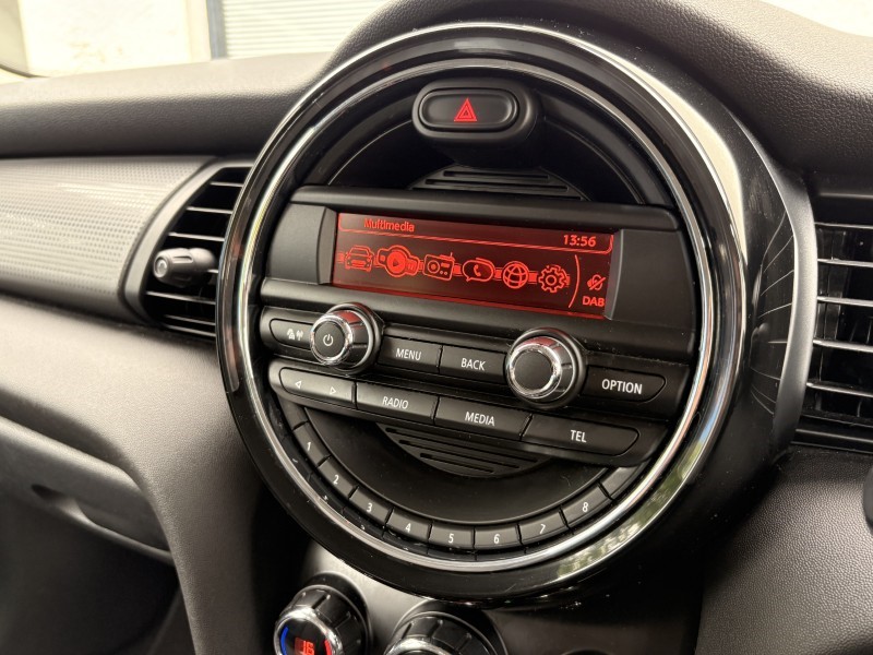 2016 (66) MINI HATCHBACK 1.2 One 3dr 5490348
