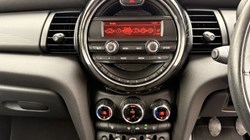 2016 (66) MINI HATCHBACK 1.2 One 3dr 5490370