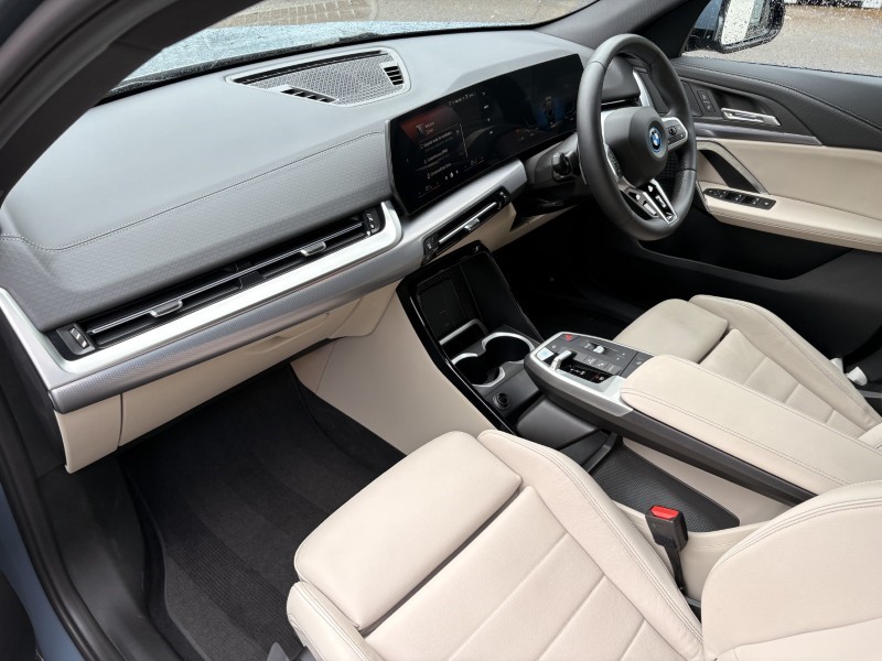 2026 (26) BMW iX2 150kW eDrive20 M Sport 65kWh 5dr Auto 5455642