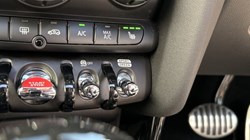 2020 (20) MINI HATCHBACK 2.0 Cooper S Sport II 3dr Auto 5485546