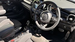 2020 (20) MINI HATCHBACK 2.0 Cooper S Sport II 3dr Auto 5485538