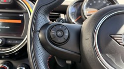 2020 (20) MINI HATCHBACK 2.0 Cooper S Sport II 3dr Auto 5485553