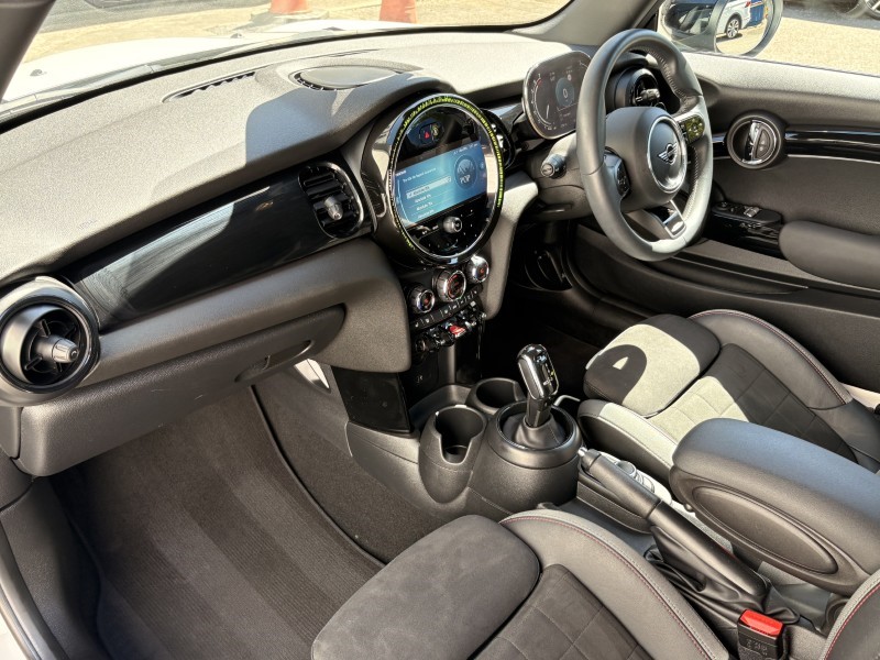 2023 (23) MINI HATCHBACK 2.0 Cooper S Sport Premium Plus 3dr Auto 5485194