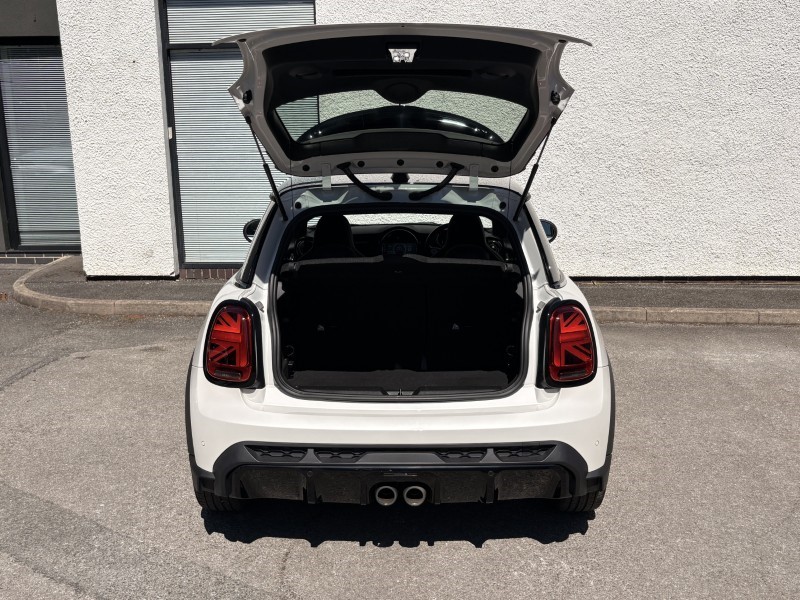 2023 (23) MINI HATCHBACK 2.0 Cooper S Sport Premium Plus 3dr Auto 5485188