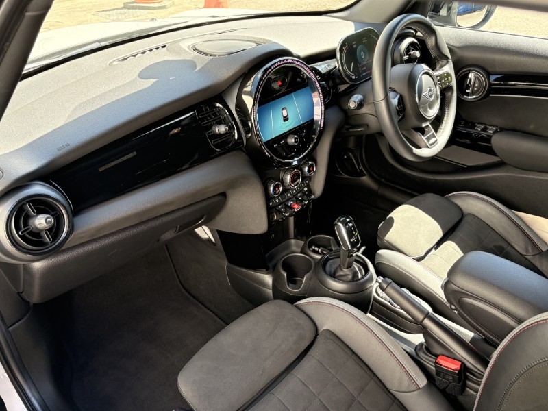 2022 (71) MINI HATCHBACK 2.0 Cooper S Sport 5dr Auto 5485252