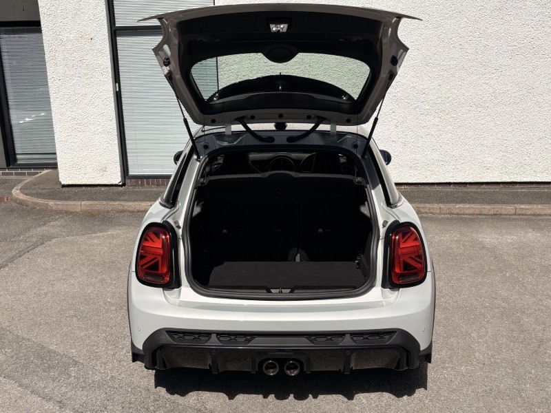 2022 (71) MINI HATCHBACK 2.0 Cooper S Sport 5dr Auto 5485238