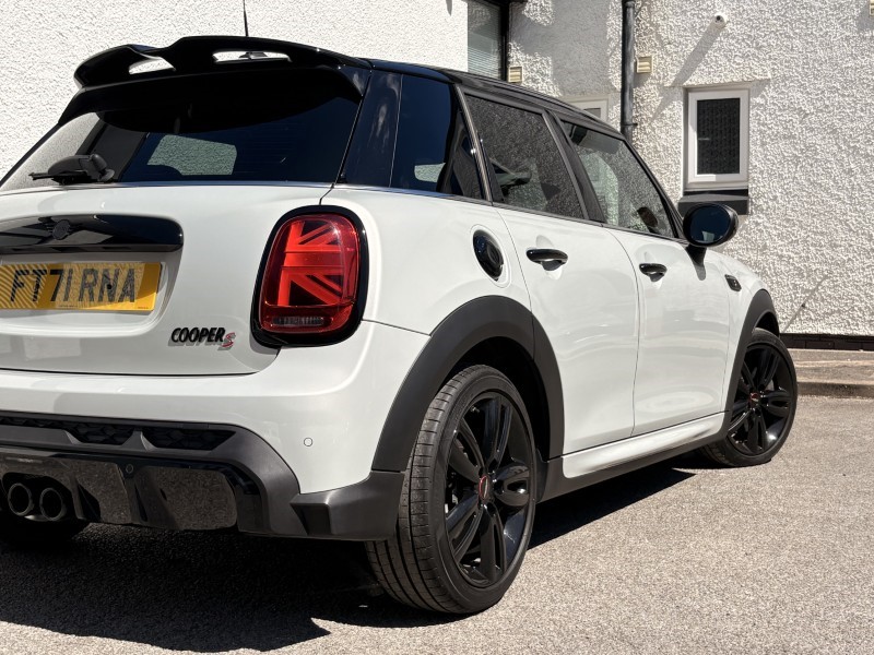 2022 (71) MINI HATCHBACK 2.0 Cooper S Sport 5dr Auto 5485243