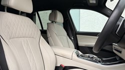 2025 (25) BMW X5 xDrive50e M Sport 5dr Auto 5468495
