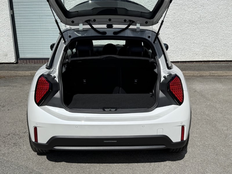 2025 (74) MINI COOPER 2.0 S Exclusive 3dr Auto 5496233