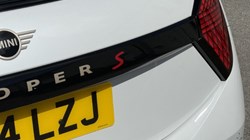 2025 (74) MINI COOPER 2.0 S Exclusive 3dr Auto 5496232