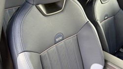 2025 (74) MINI COOPER 2.0 S Exclusive 3dr Auto 5496238