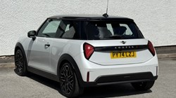 2025 (74) MINI COOPER 2.0 S Exclusive 3dr Auto 5496230