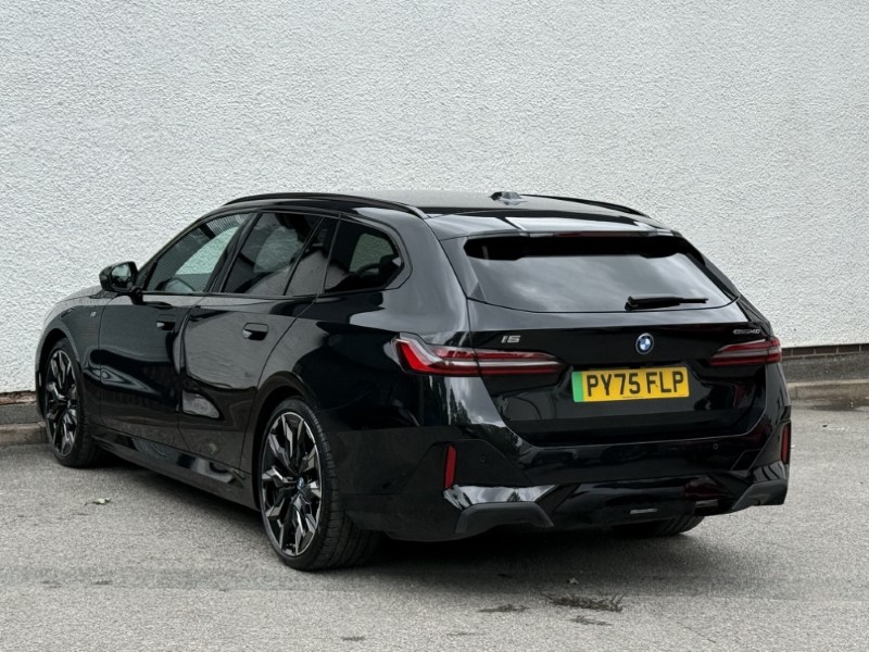 2025 (75) BMW I5 250kW eDr40 M Sport Pro 84kWh 5dr Auto Tech PLUS/Comf PLUS