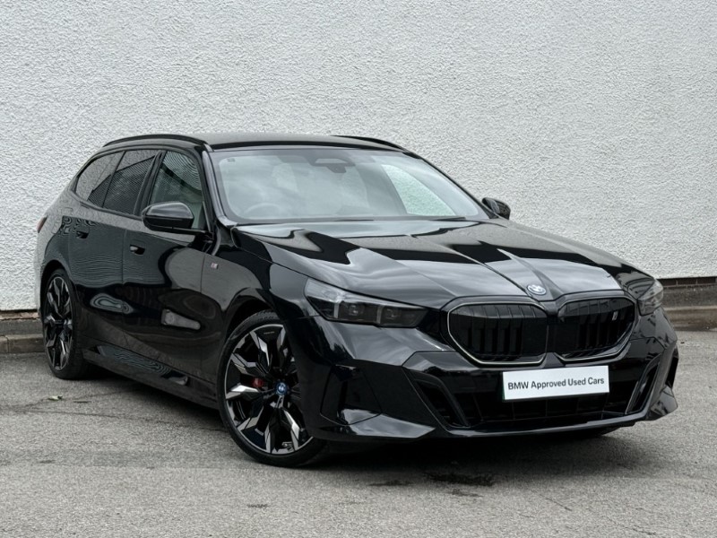 2025 (75) BMW I5 250kW eDr40 M Sport Pro 84kWh 5dr Auto Tech PLUS/Comf PLUS 5511860