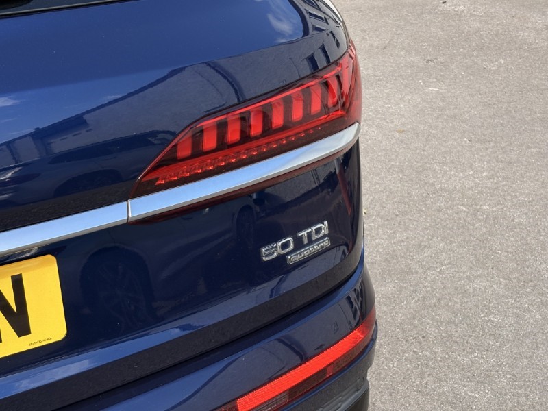 2020 (20) AUDI Q7 50 TDI Quattro Black Edition 5dr Tiptronic 5505143