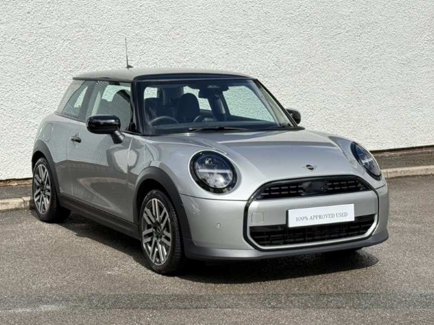2025 (75) MINI COOPER 1.5 C Classic 3dr Auto