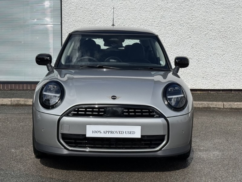 2025 (75) MINI COOPER 1.5 C Classic 3dr Auto 5490496
