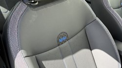 2025 (75) MINI COOPER 1.5 C Classic 3dr Auto 5490486