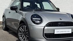 2025 (75) MINI COOPER 1.5 C Classic 3dr Auto 5490491