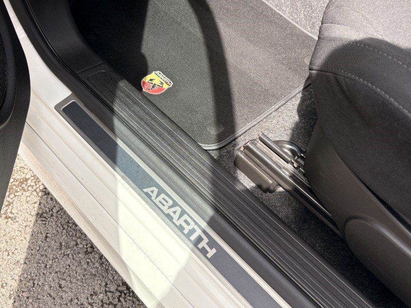 2019 (19) ABARTH 595 1.4 T-Jet 145 3dr 5489489
