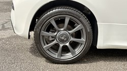 2019 (19) ABARTH 595 1.4 T-Jet 145 3dr 5489500