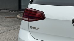 2018 (18) VOLKSWAGEN GOLF 1.5 TSI EVO 150 R-Line 5dr 5532017