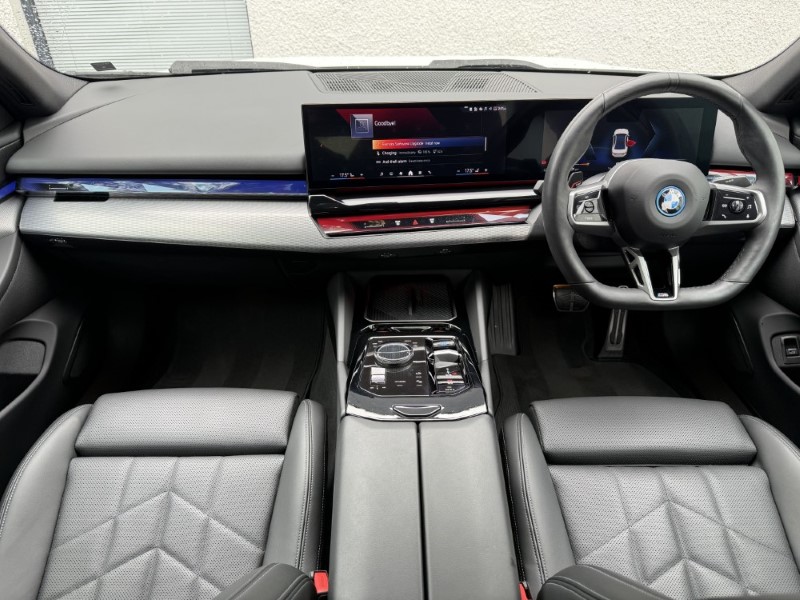 2024 (24) BMW I5 250kW eDrive40 M Sport 84kWh 4dr Auto 5530010