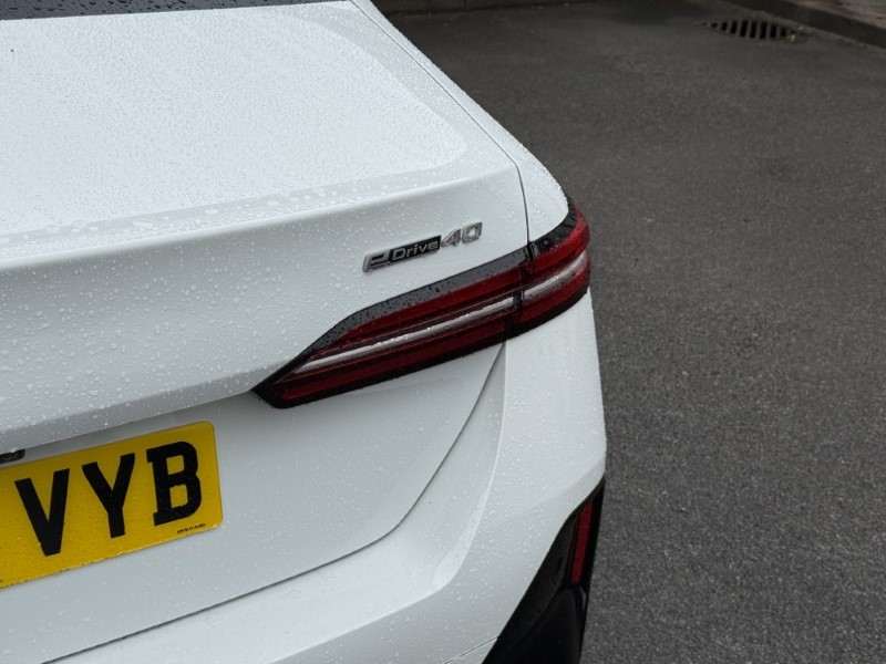 2024 (24) BMW I5 250kW eDrive40 M Sport 84kWh 4dr Auto 5530015