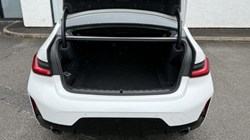 2025 (75) BMW 3 SERIES 320i M Sport 4dr Step Auto 5502655