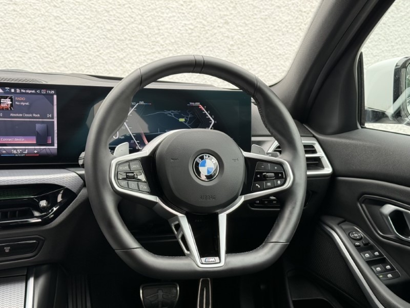 2025 (75) BMW 3 SERIES 320i M Sport 4dr Step Auto 5502651