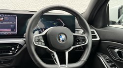 2025 (75) BMW 3 SERIES 320i M Sport 4dr Step Auto 5502651