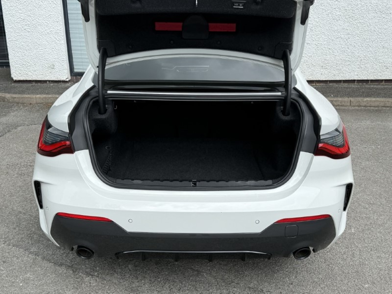 2023 (23) BMW 4 SERIES 420i M Sport 2dr Step Auto 5537613
