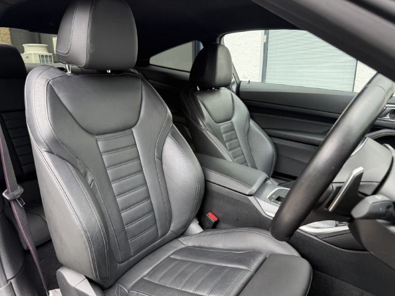 2023 (23) BMW 4 SERIES 420i M Sport 2dr Step Auto 5537639