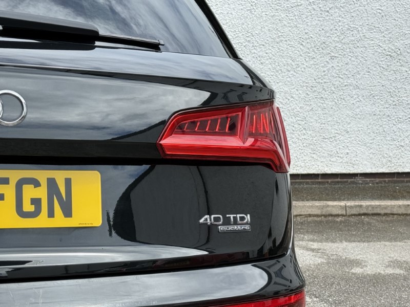 2019 (19) AUDI Q5 40 TDI Quattro S Line 5dr S Tronic 5525986