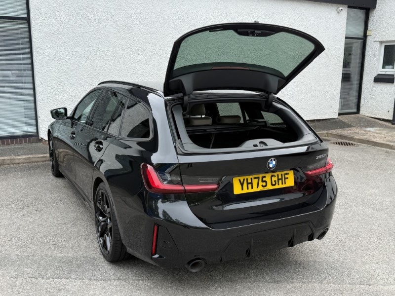 2025 (75) BMW 3 SERIES 320i M Sport 5dr Step Auto 5532138