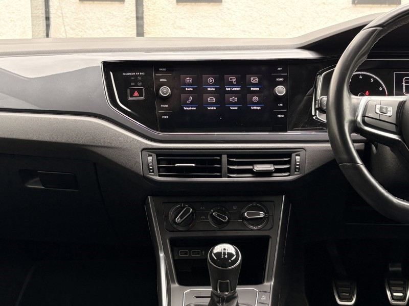 2020 (70) VOLKSWAGEN POLO 1.0 TSI 95 R-Line 5dr 5576793