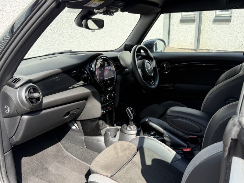 2023 (23) MINI CONVERTIBLE 1.5 Cooper Sport 2dr 5551787
