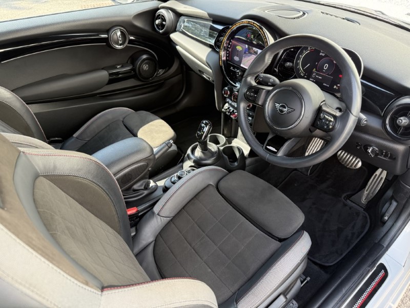 2023 (23) MINI CONVERTIBLE 1.5 Cooper Sport 2dr 5551789
