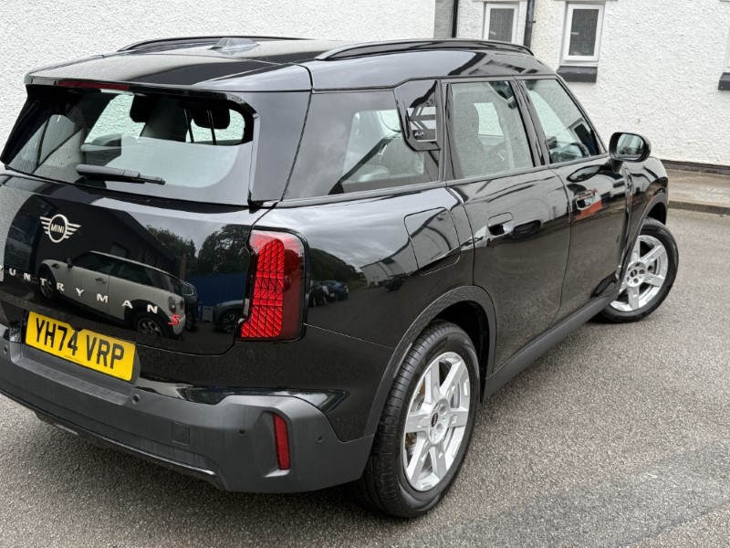 2024 (74) MINI COUNTRYMAN 2.0 S Classic ALL4 5dr Auto 5563094