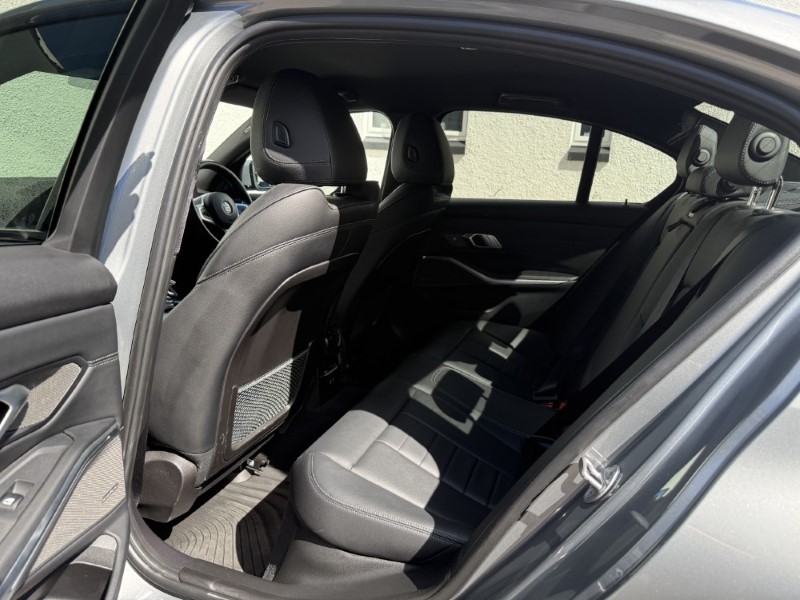 2022 (72) BMW 3 SERIES 320i xDrive M Sport 4dr Step Auto 5570206