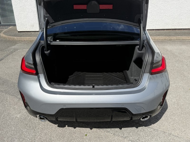 2022 (72) BMW 3 SERIES 320i xDrive M Sport 4dr Step Auto 5570204