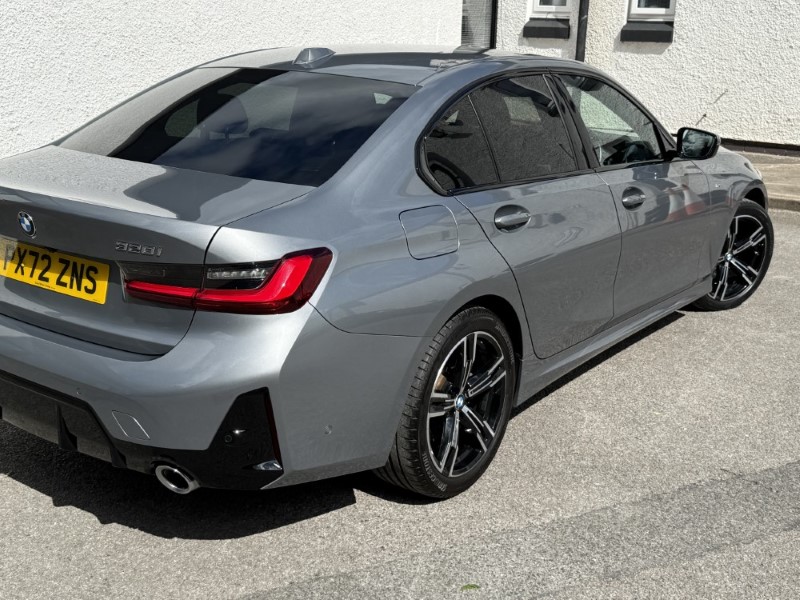 2022 (72) BMW 3 SERIES 320i xDrive M Sport 4dr Step Auto 5570231