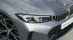 2022 (72) BMW 3 SERIES 320i xDrive M Sport 4dr Step Auto 5570235